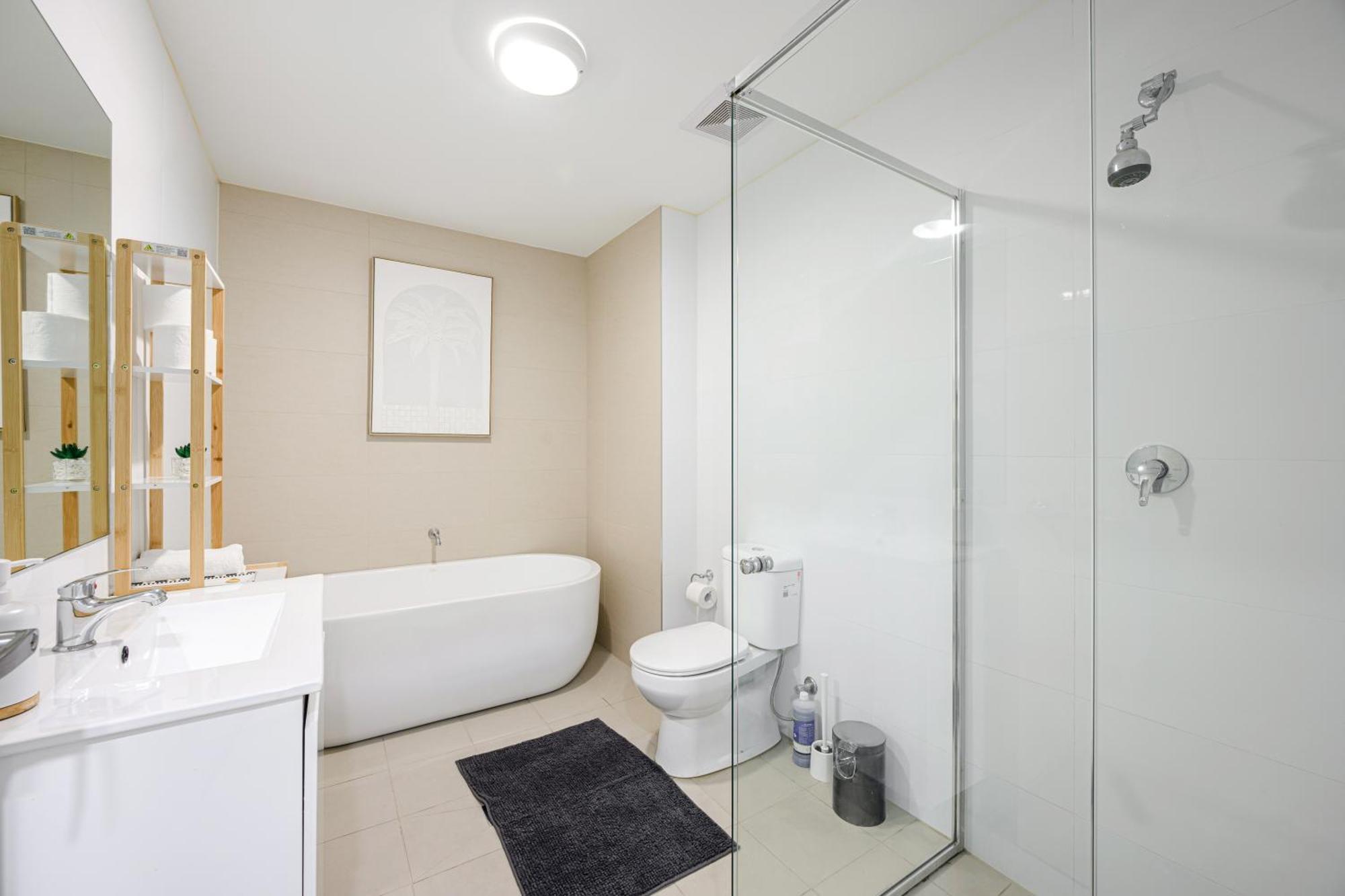 Liverpool Adorable 2Br Apt With Free Parking Warwick Farm Exterior photo